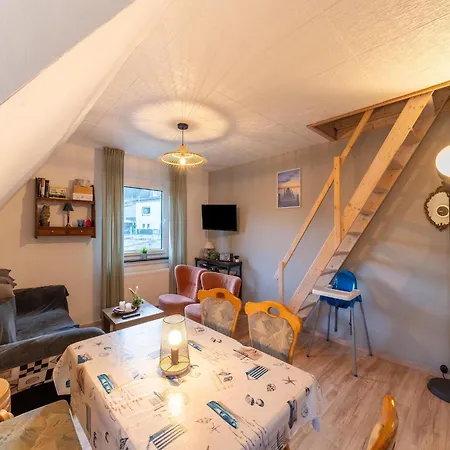Cosy Yalet In Holiday home *